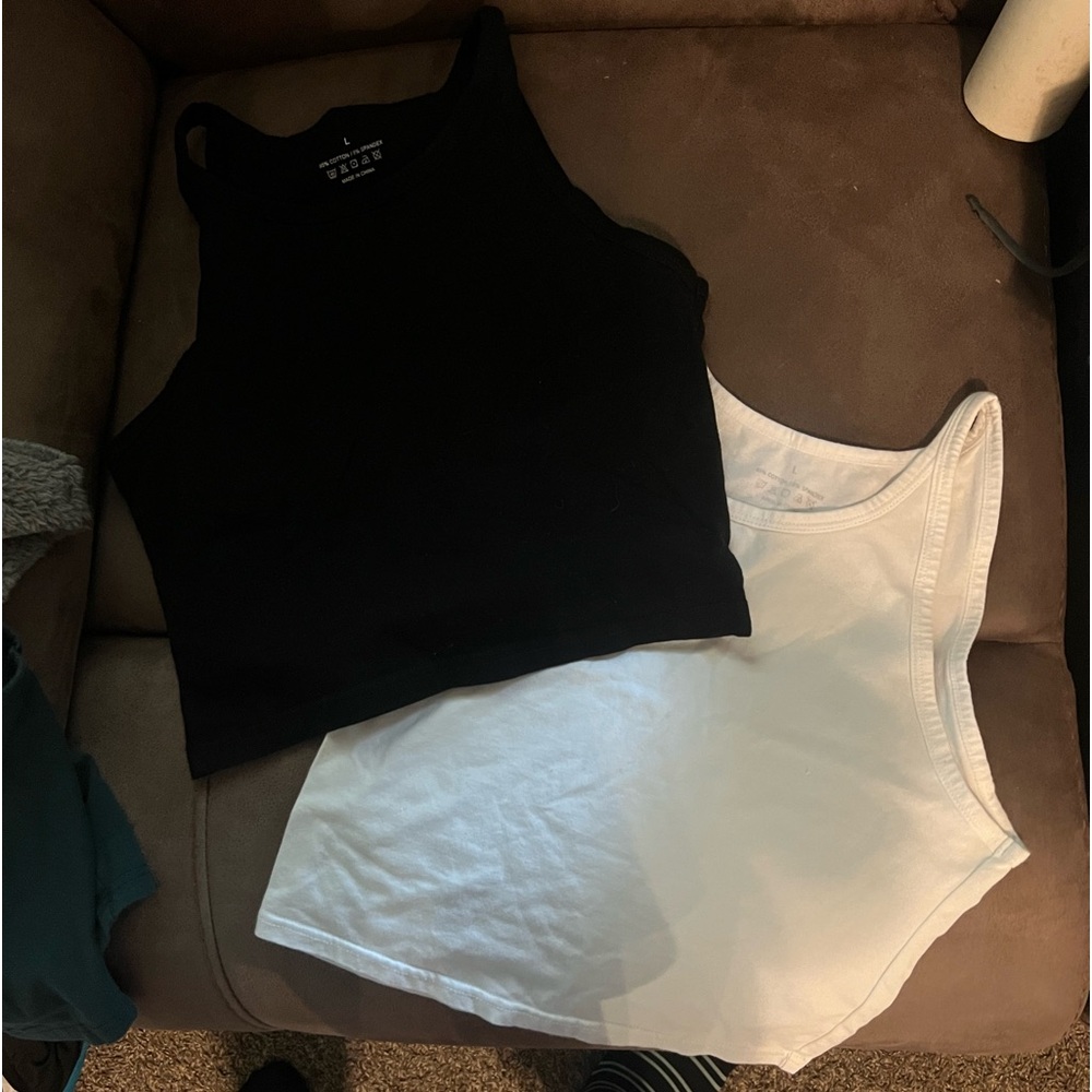 Crop tops